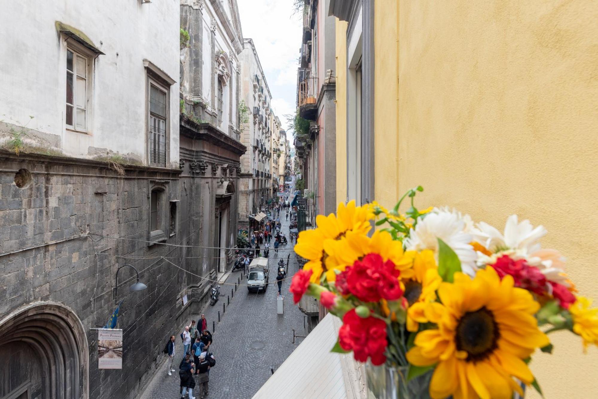 Napoli Centro, Dm Suites Εξωτερικό φωτογραφία