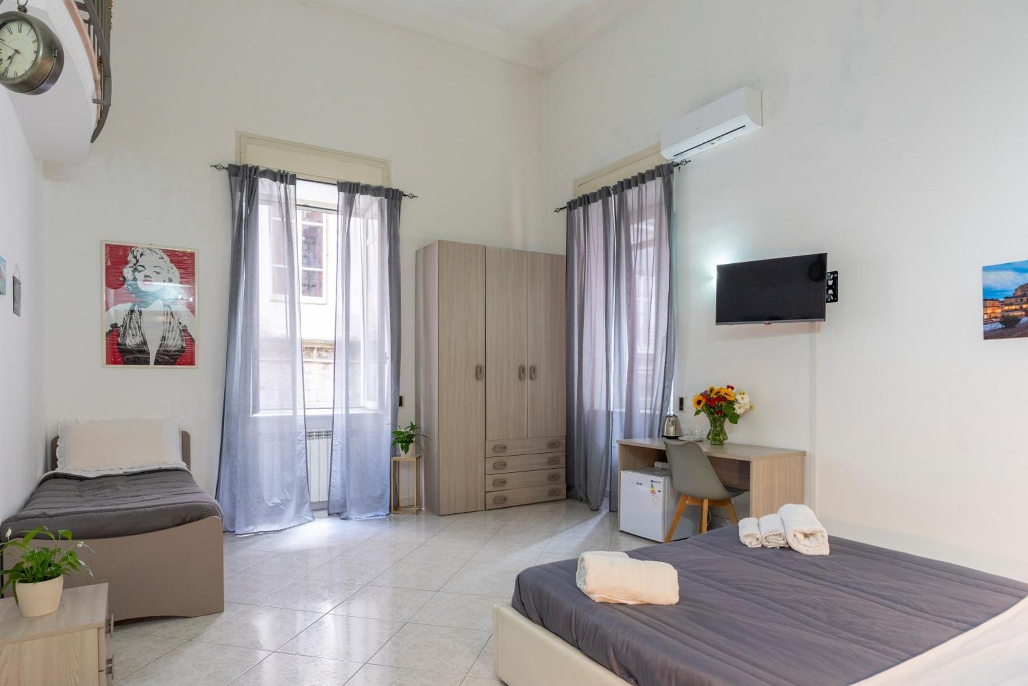 Napoli Centro, Dm Suites Εξωτερικό φωτογραφία