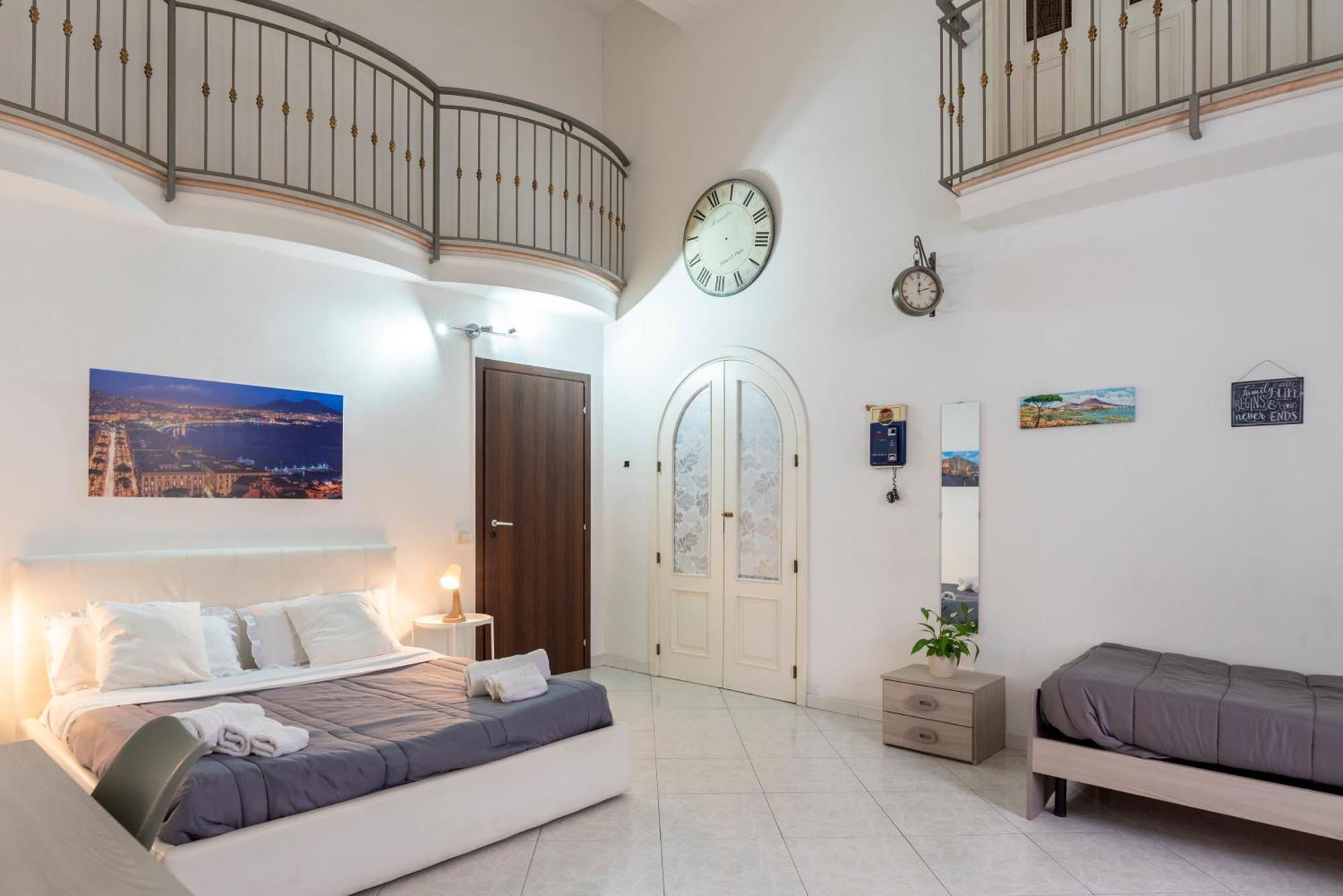 Napoli Centro, Dm Suites Εξωτερικό φωτογραφία
