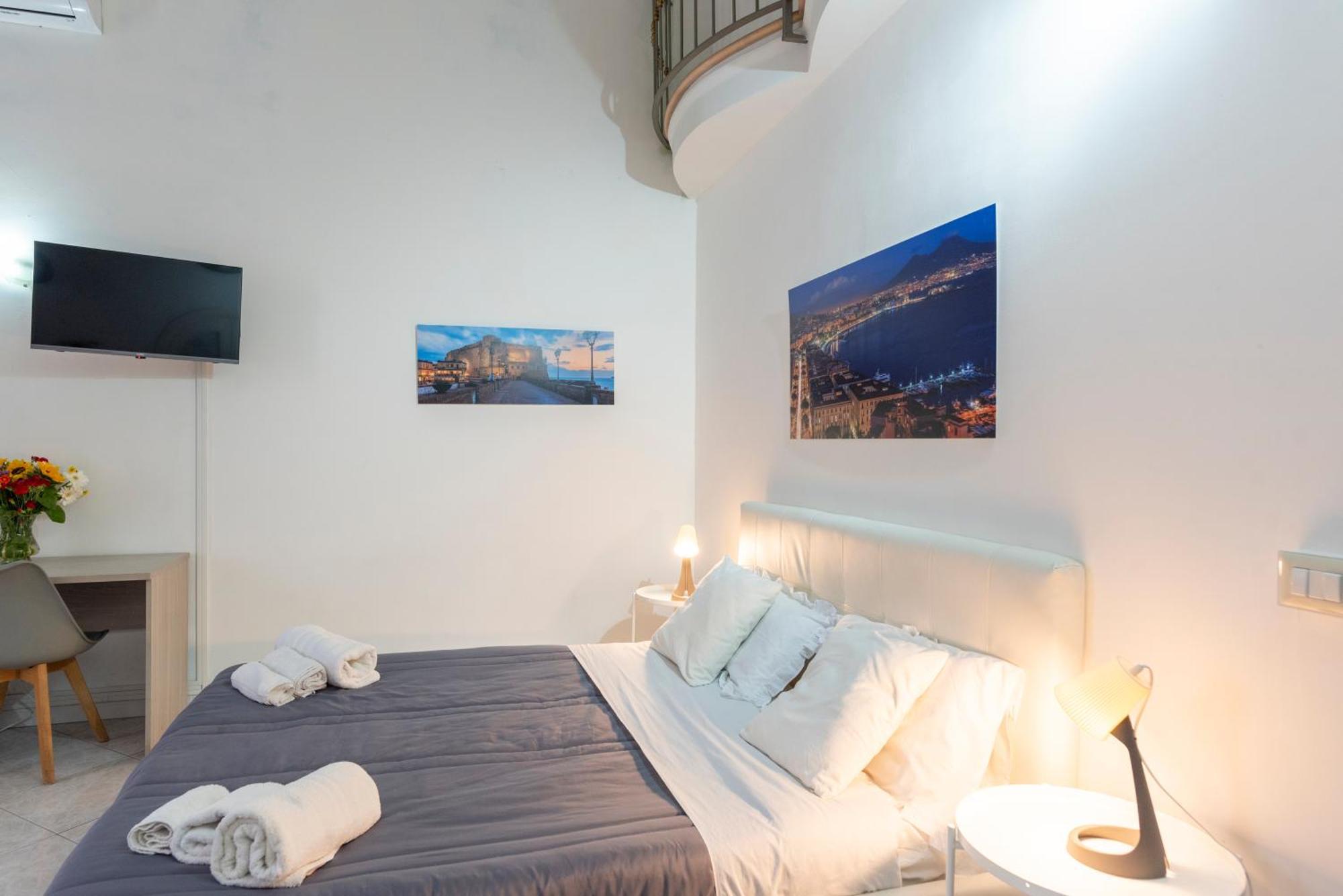 Napoli Centro, Dm Suites Εξωτερικό φωτογραφία