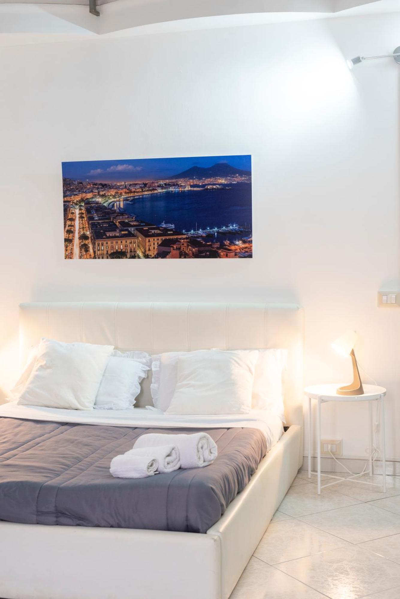 Napoli Centro, Dm Suites Εξωτερικό φωτογραφία